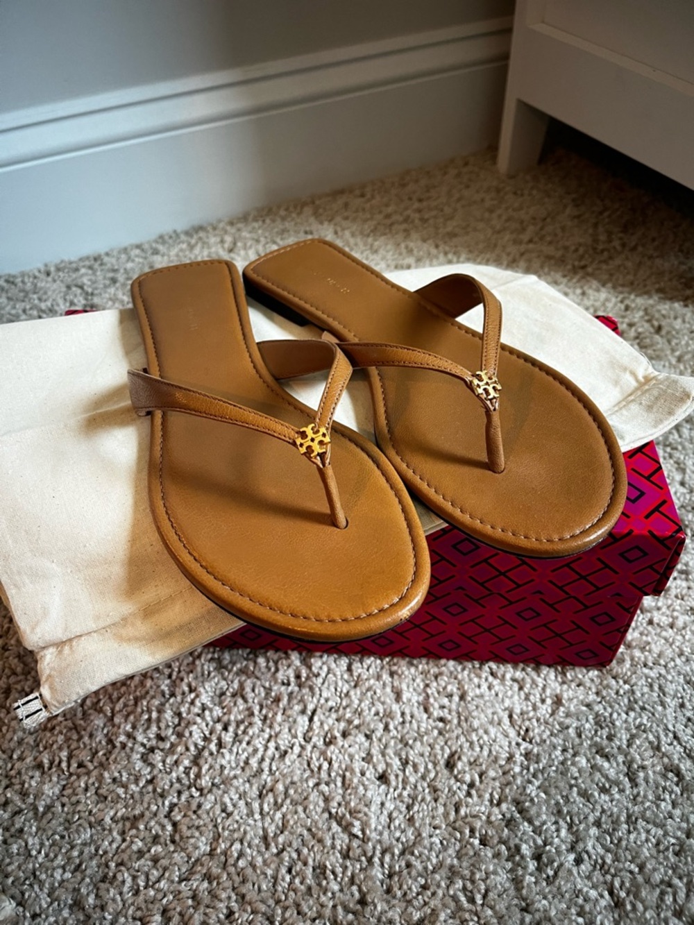 Tory Burch Classic Flip Flops